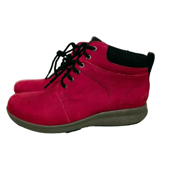 Clarks Unstructured Red Leather Lace-Up Boots Size 7 NEW without box - Picture 1 of 9